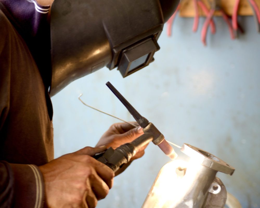 metalworking-is-hot-work-2025-03-10-01-04-58-utc